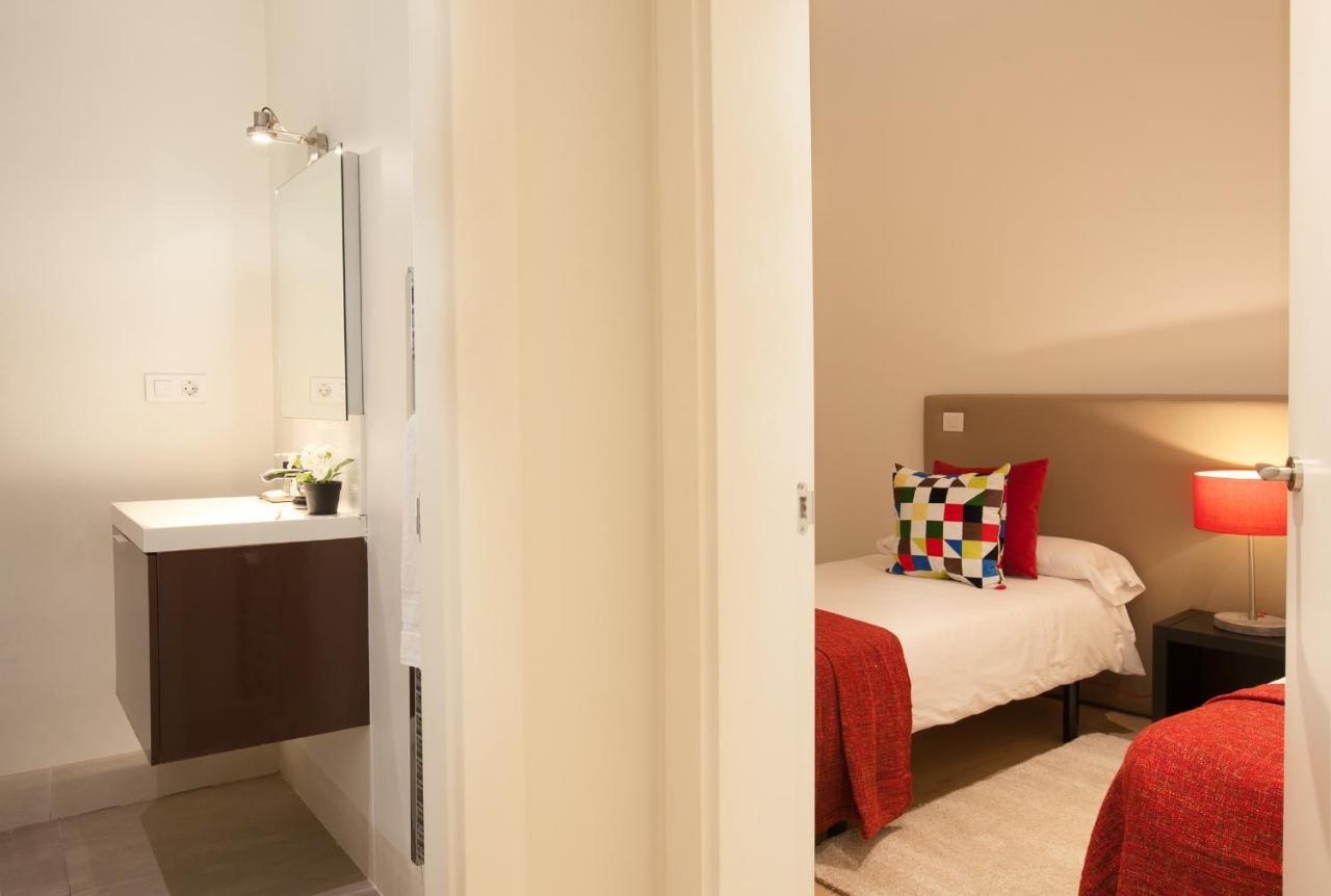 Rent Top Apartments Avenida Diagonal Barcelona Luaran gambar